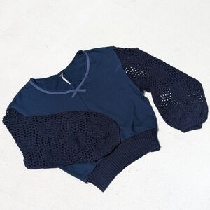 4/$40 Free People | Cropped Sweater Sweatshirt Crocheted Sleeves Navy